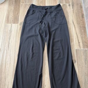Lululemon Still Pant, 6, Black, 32”inseam